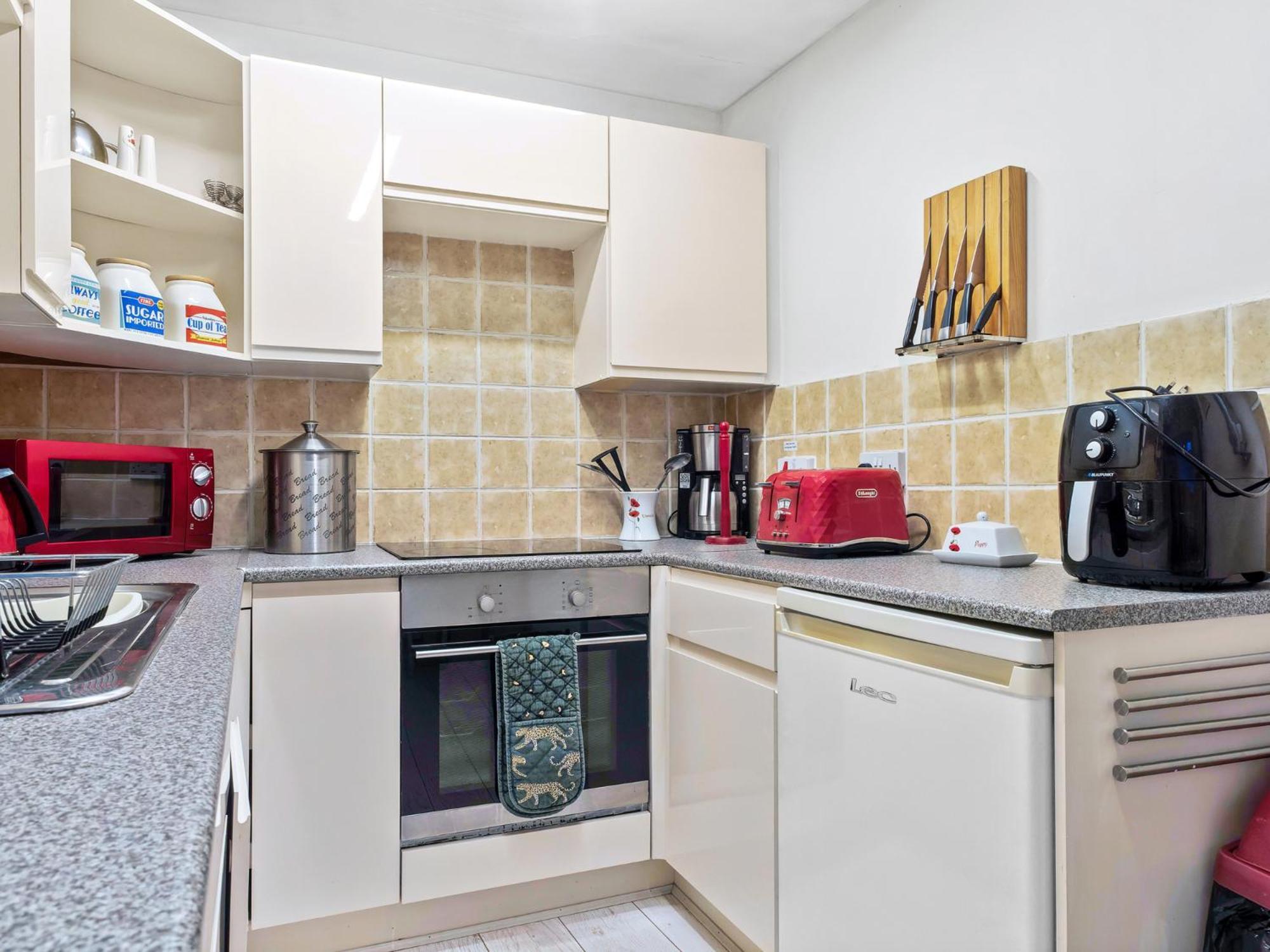 3 Bed Cottage In The Heart Of Ulverston Exterior photo